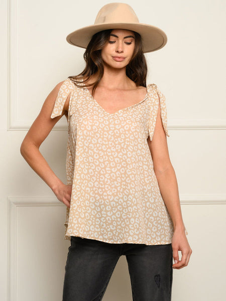 Wheat leopard print top