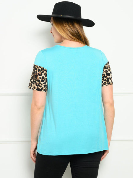 Full figure leopard stripped top